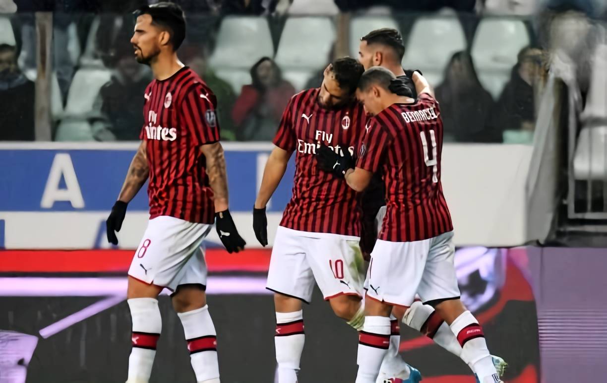 因为曾被纪律处罚，穆斯卡特无缘中超最佳教练候选（因纪律问题，穆斯卡特未入围中超最佳教练候选）