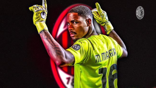 世体：欧洲各大豪门密切关注帕尼切利，有传言称巴萨有意球员（世体：欧洲豪门盯上帕尼切利，传巴萨有意引进）