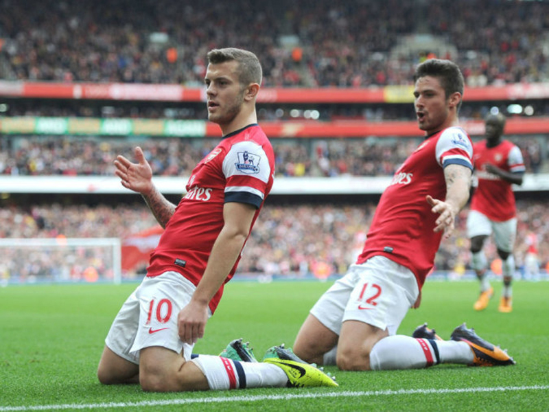 欧冠决赛用球谍照：包含白+深紫，灵感来自举办城市布达佩斯