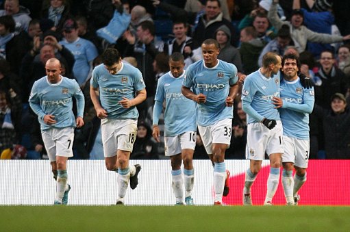 尤文vs乌迪内斯：伊尔迪兹、乔纳森-戴维首发，麦肯尼出战（尤文对阵乌迪内斯：伊尔迪兹、乔纳森-戴维先发，麦肯尼登场）