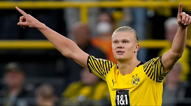 米兰vs拉齐奥：莱奥搭档恩昆库，莫德里奇、拉比奥出战（米兰对阵拉齐奥：莱奥联手恩昆库，莫德里奇、拉比奥登场）