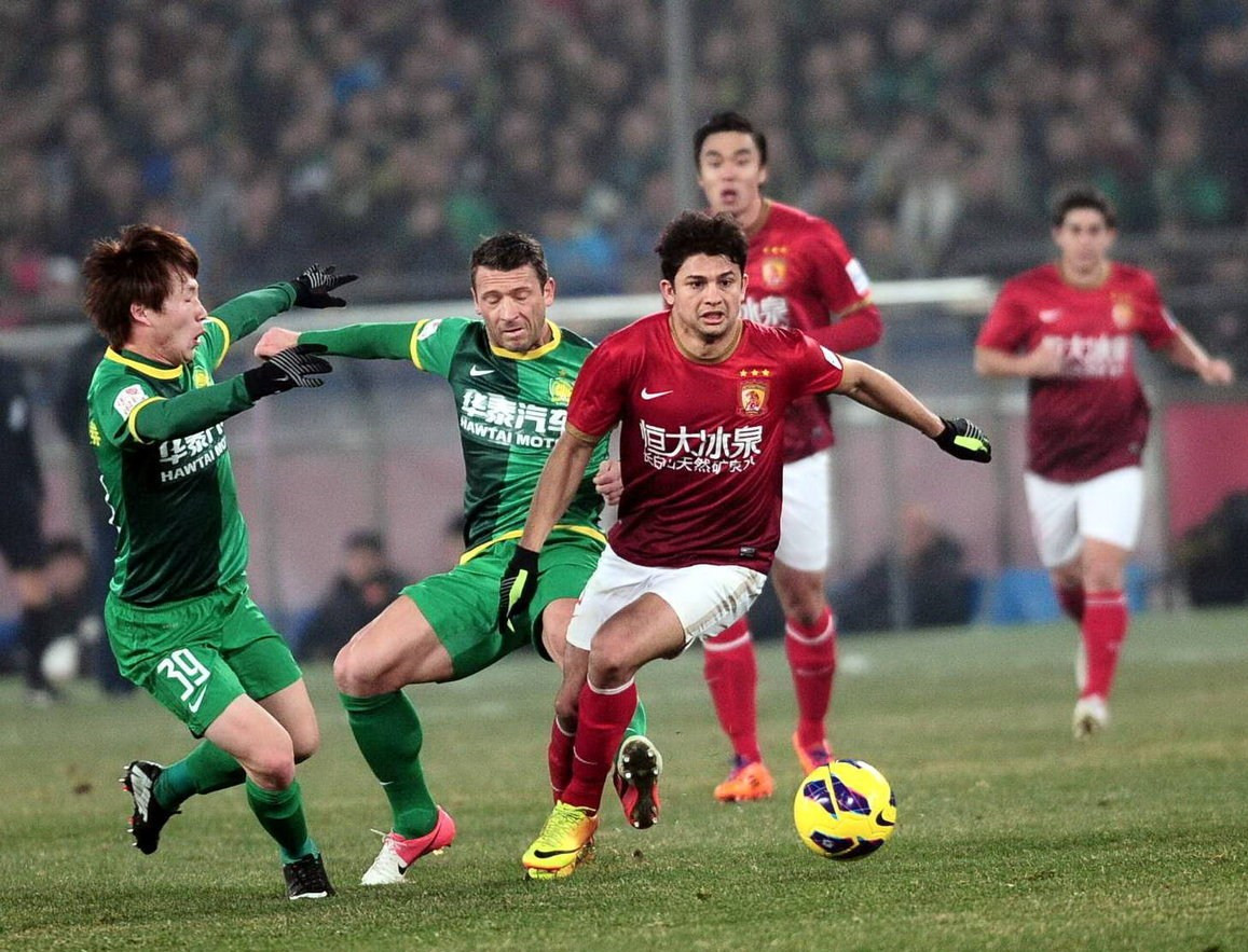 马卡：埃里克-加西亚续约年底前官宣，本赛季巴萨他出场最多（马卡：巴萨将于年底前官宣埃里克-加西亚续约，他本赛季出场次数最多）