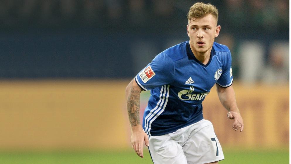 美洲杯新秀大放异彩（美洲杯新星闪耀赛场）